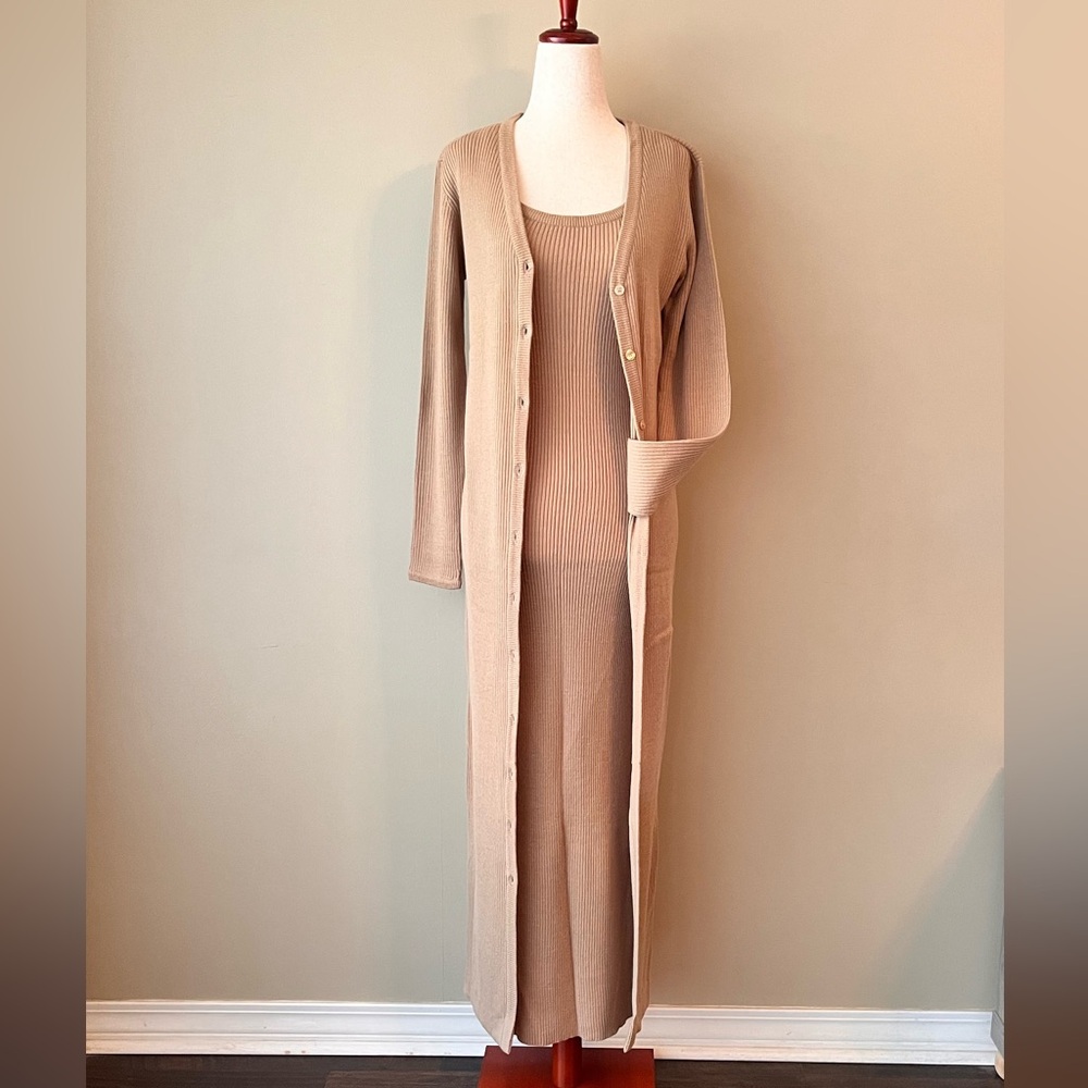Newport News Tan Ribbed Knitwear